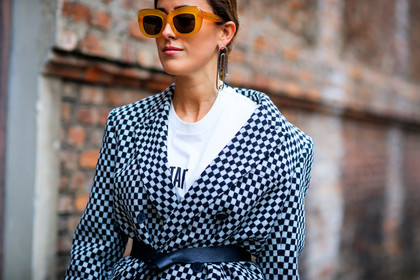 atmosphere details, AUTUMN WINTER 2017-2018, AW 17-18, belted coat, black and white, black belt, checked coat, detail, earrings, FALL WINTER 2017-2018, fashion week, frenchystyle, FW, FW 17-18, gingham, graphic coat, horizontal, jonathan paciullo, leather belt, MFW, MILAN, plaid, printed jacket, street style, sunglasses, sylvia haghjoo, white t shirt