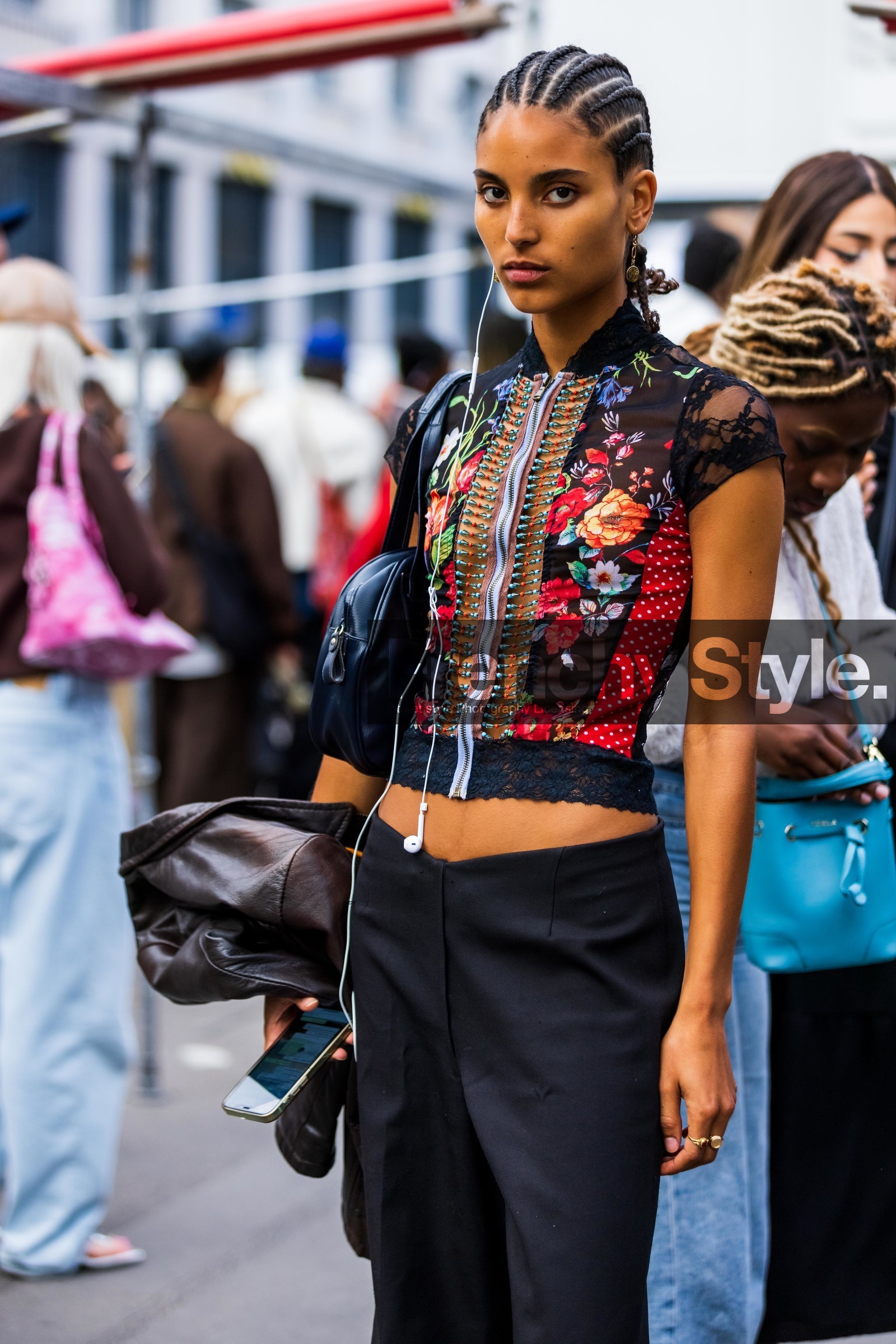 black pants, black top, dots, floral print, flower, pants, patchwork top, pink print, printed top, red top, top, street style, jonathan paciullo, FW, frenchystyle, fashion week, PFW, PARIS, SPRING SUMMER 2022, SS 22, vertical, atmosphere details, model