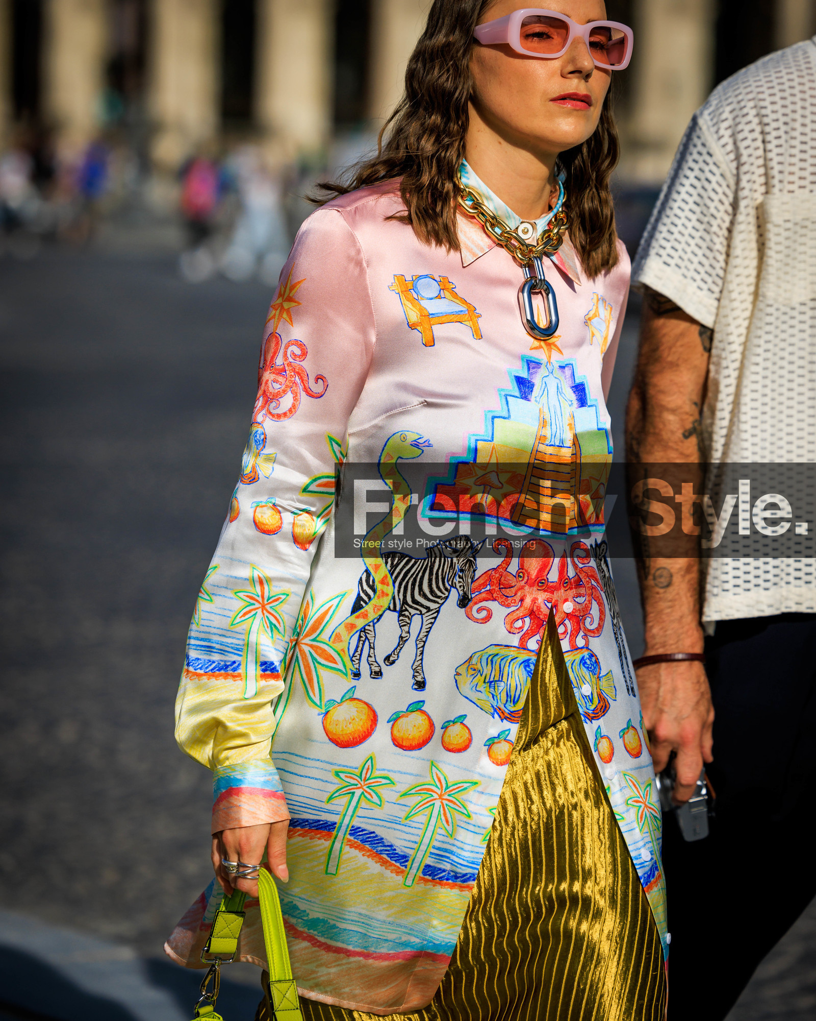 PARIS, PFW, fashion week, frenchystyle, FW, jonathan paciullo, street style, SPRING SUMMER 2024, SS 24, vertical, atmosphere details, detail