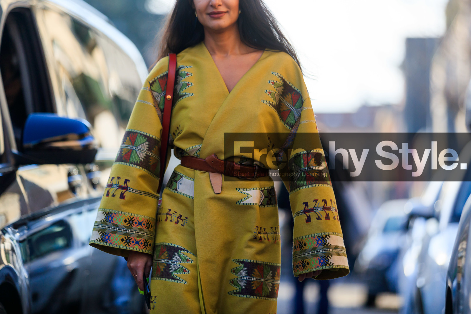 nausheen shah, kimono jacket, yellow jacket, belted jacket, embroidered jacket, ethnic jacket, ethnic printed jacket, camel leather belt, fashion week, frenchystyle, FW, jonathan paciullo, street style, MFW, MILAN, AUTUMN WINTER 2020-2021, FALL WINTER 2020-2021, FW 20-21, horizontal, atmosphere details, detail