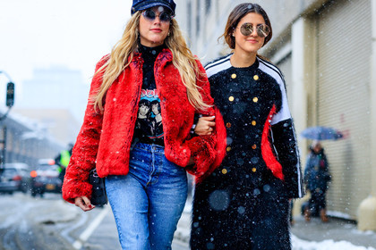 atmosphere details, AUTUMN WINTER 2017-2018, AW 17-18, beret, black coat, blue denim, denim pants, detail, FALL WINTER 2017-2018, fashion week, frenchystyle, Fur coat, fur jacket, FW, FW 17-18, horizontal, jeans, jonathan paciullo, NEW YORK, NYFW, printed coat, red fur, red jacket, street style, sunglasses, trousers, velvet