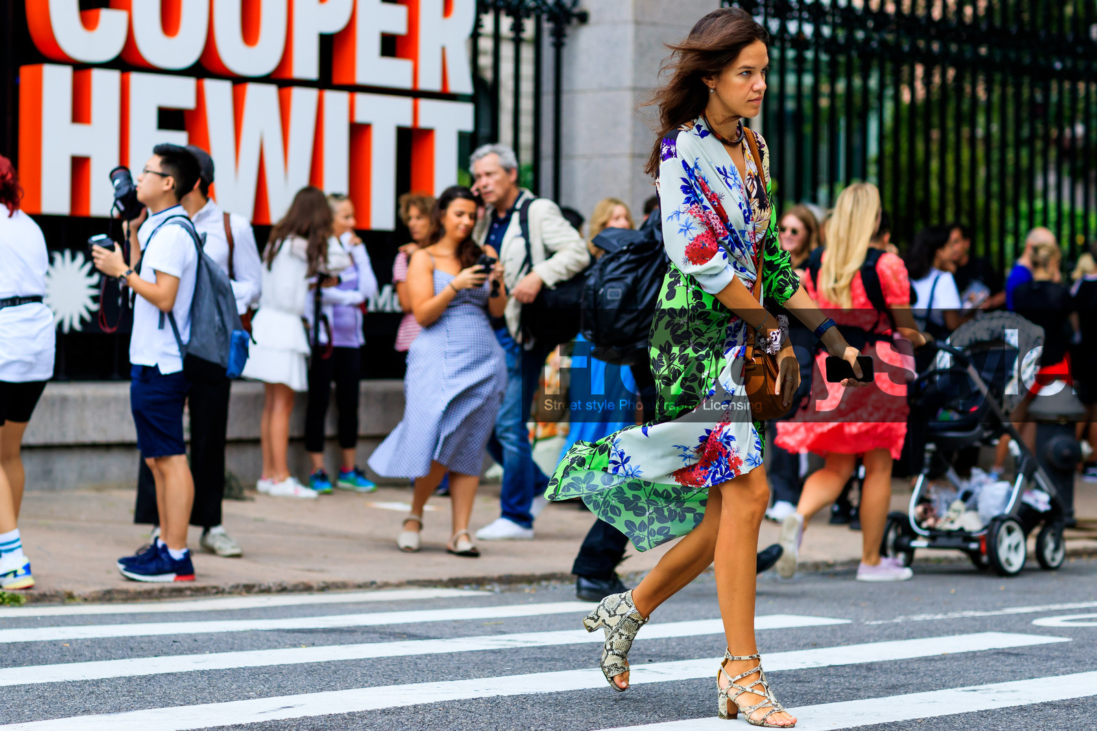 animal print, brown bag, floral, flowers, graphic dress, leather bag, leather shoes, multicolor dress, printed dress, snake print, white dress, fashion week, frenchystyle, FW, jonathan paciullo, street style, NYFW, NEW YORK, SPRING SUMMER 2019, SS 19, atmosphere details, horizontal, full length
