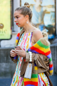 beige jacket, brown bag, chloe king, earrings, graphic dress, leather bag, multicolor dress, multicolor sweater, printed dress, printed sweater, striped sweater, tied up sweater, white dress, PARIS, PFW, street style, jonathan paciullo, FW, frenchystyle, fashion week, AUTUMN WINTER 2019-2020, AW 19-20, FALL WINTER 2019-2020, FW 19-20, vertical, atmosphere details, detail