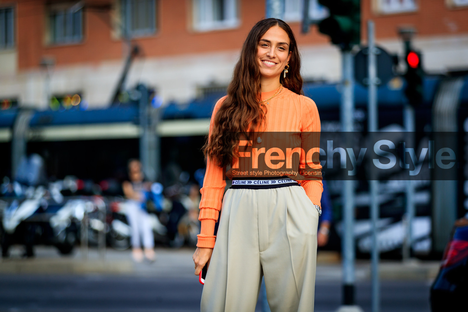 beige pants, céline, earrings, erika boldrin, necklace, orange sweater, trousers, fashion week, frenchystyle, FW, jonathan paciullo, street style, MFW, MILAN, SPRING SUMMER 2019, SS 19, atmosphere details, horizontal, detail