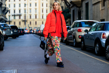 atmosphere details, AUTUMN WINTER 2017-2018, AW 17-18, black bag, black shoes, black sneakers, down jacket, FALL WINTER 2017-2018, fashion week, floral, flower, frenchystyle, full length, FW, FW 17-18, horizontal, jonathan paciullo, leather bag, leather shoes, MFW, MILAN, printed pants, red jacket, street style, trousers
