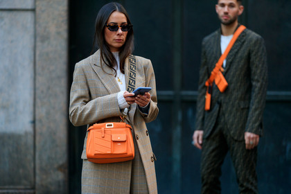 alice & j.s, beige coat, checked, fendi, graphic jacket, leather bag, orange bag, plaid, printed jacket, sunglasses, MILAN, MFW, fashion week, frenchystyle, FW, jonathan paciullo, street style, AUTUMN WINTER 2019-2020, AW 19-20, FALL WINTER 2019-2020, FW 19-20, atmosphere details, detail, horizontal