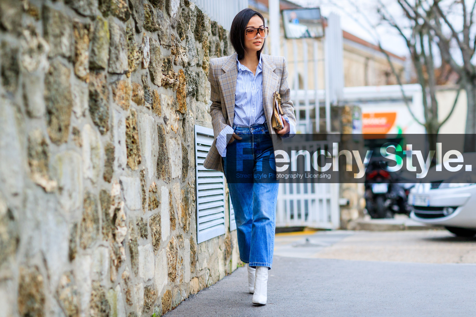 atmosphere details, AUTUMN WINTER 2017-2018, AW 17-18, balenciaga, blue denim, checked jacket, denim pants, FALL WINTER 2017-2018, fashion week, frenchystyle, full length, FW, FW 17-18, graphic jacket, high heels, horizontal, jeans, jonathan paciullo, leather bag, leather shoes, loewe, PARIS, PFW, printed jacket, street style, striped shirt, sunglasses, trousers, white boots, yoyo cao