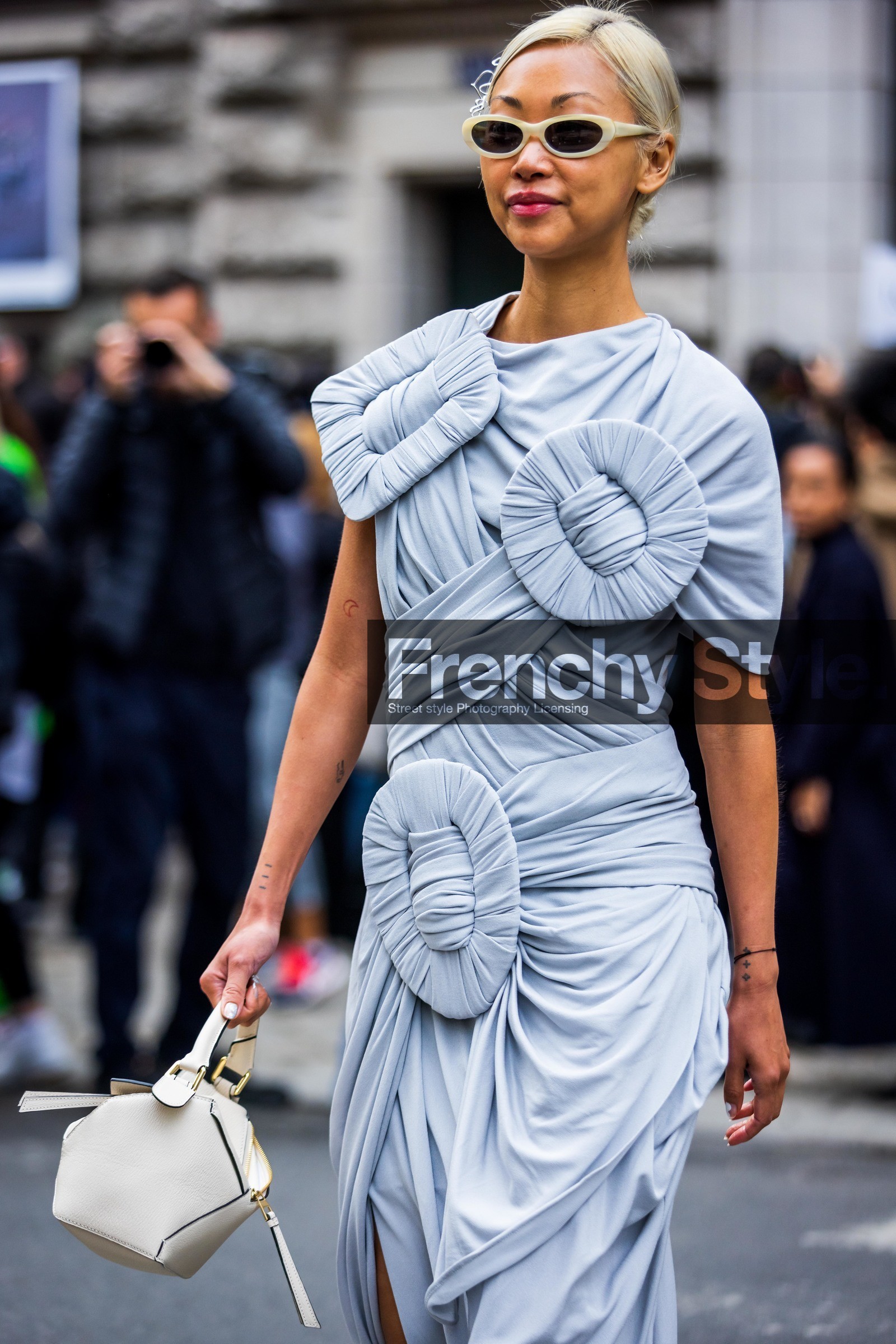 bag, blue dress, dress, leather bag, loewe look, long dress, statement dress, sunglasses, Vanessa Hong, white bag, white sunglasses, wrap dress, street style, jonathan paciullo, FW, frenchystyle, fashion week, PFW, PARIS, SPRING SUMMER 2022, SS 22, vertical, atmosphere details