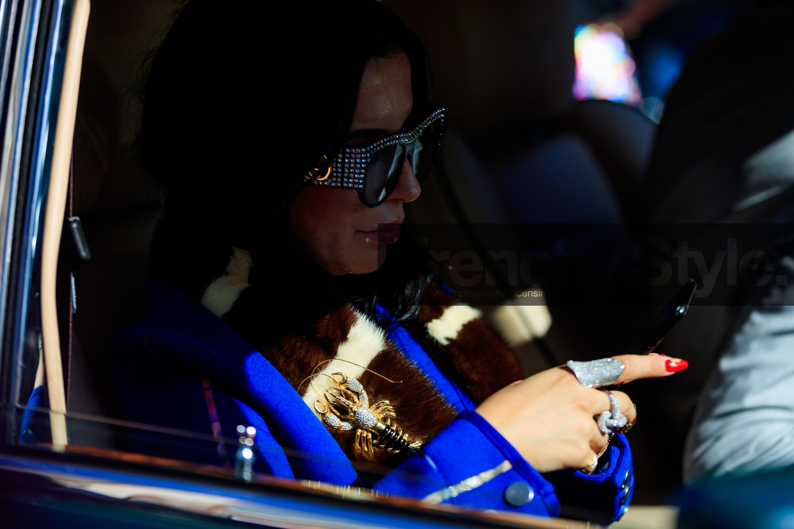atmosphere details, brooch, detail, fashion week, frenchystyle, FW, gucci, horizontal, jonathan paciullo, MFW, MILAN, rings, SPRING SUMMER 2018, SS 18, street style, sunglasses