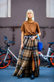 black shoes, blue bag, brown skirt, brown t shirt, checked, graphic skirt, leather bag, leather shoes, linda tol, plaid, printed skirt, tartan, street style, jonathan paciullo, FW, frenchystyle, fashion week, MFW, MILAN, SPRING SUMMER 2019, SS 19, vertical, full length