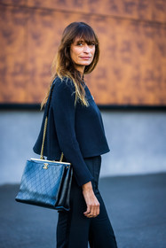 bag, black loafers, black monochrome, black pants, black top, Caroline de Maigret, chain bag, chanel bag, coperni look, flare pants, leather bag, loafers, monochrome, pants, quilted bag, top, street style, jonathan paciullo, FW, frenchystyle, fashion week, PFW, PARIS, SPRING SUMMER 2022, SS 22, vertical, atmosphere details