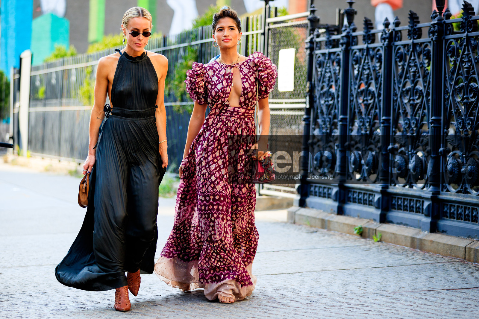 black dress, brown shoes, camel bag, earrings, embroidered bag, graphic dress, leather bag, leather shoes, long dress, pink bag, pink dress, pleated dress, printed dress, ruffles, sunglasses, fashion week, frenchystyle, FW, jonathan paciullo, street style, NYFW, NEW YORK, SPRING SUMMER 2019, SS 19, atmosphere details, horizontal, full length