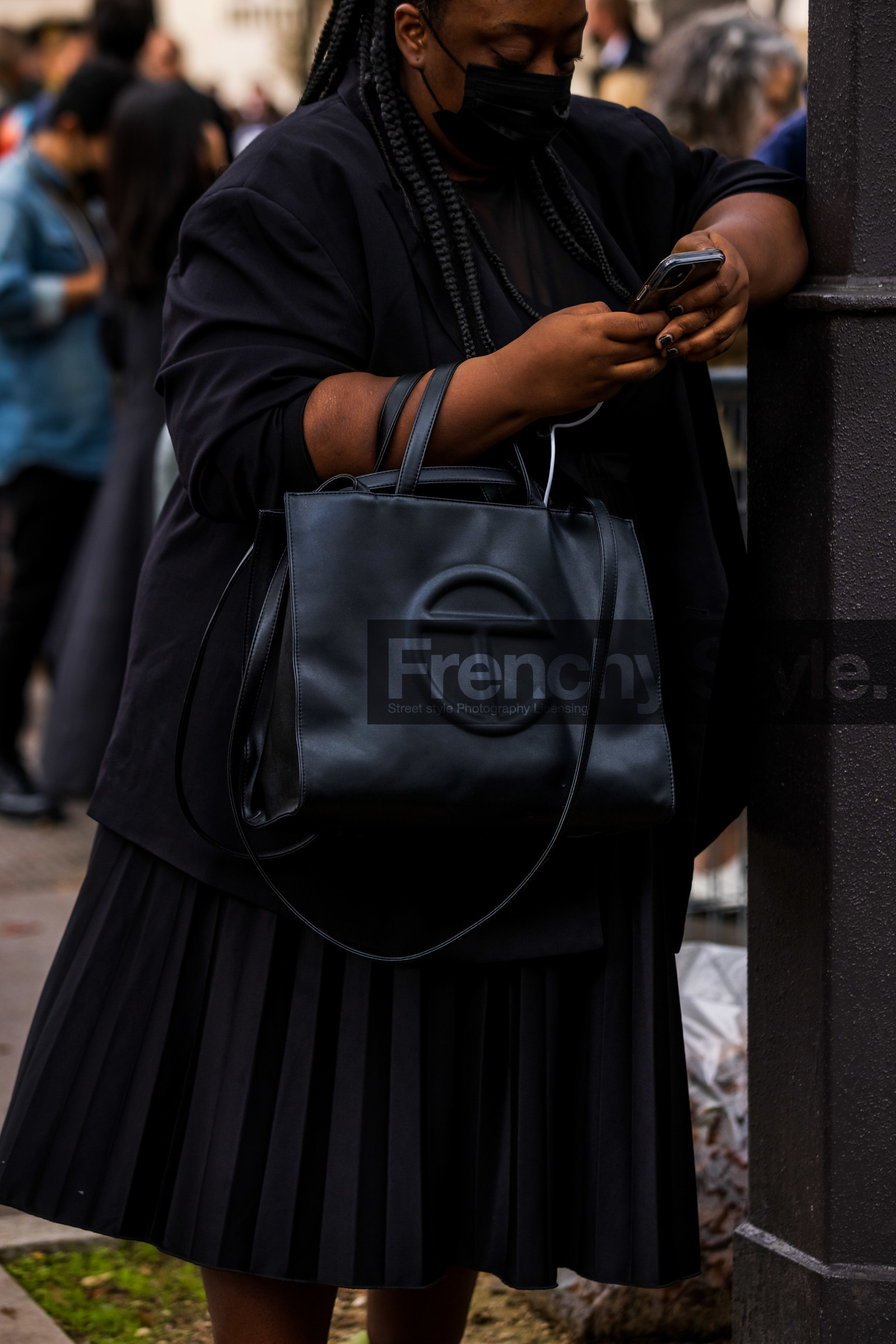 bag, black bag, black blazer, black monochrome, black skirt, facial mask, leather bag, monochrome, pleated skirt, skirt, smartphone, telfar bag, fashion week, frenchystyle, FW, jonathan paciullo, street style, PFW, PARIS, SPRING SUMMER 2022, SS 22, vertical, atmosphere details