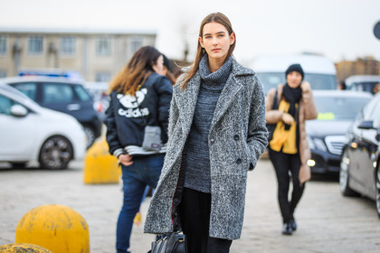 atmosphere details, AUTUMN WINTER 2016-2017, AW 16-17, caban, detail, FALL WINTER 2016-2017, fashion week, frenchystyle, FW, FW 16-17, grey coat, grey jacket, grey sweater, grey turtleneck, horizontal, jonathan paciullo, LFW, LONDON, long hair, MENSWEAR, model, natural, skincare, street style