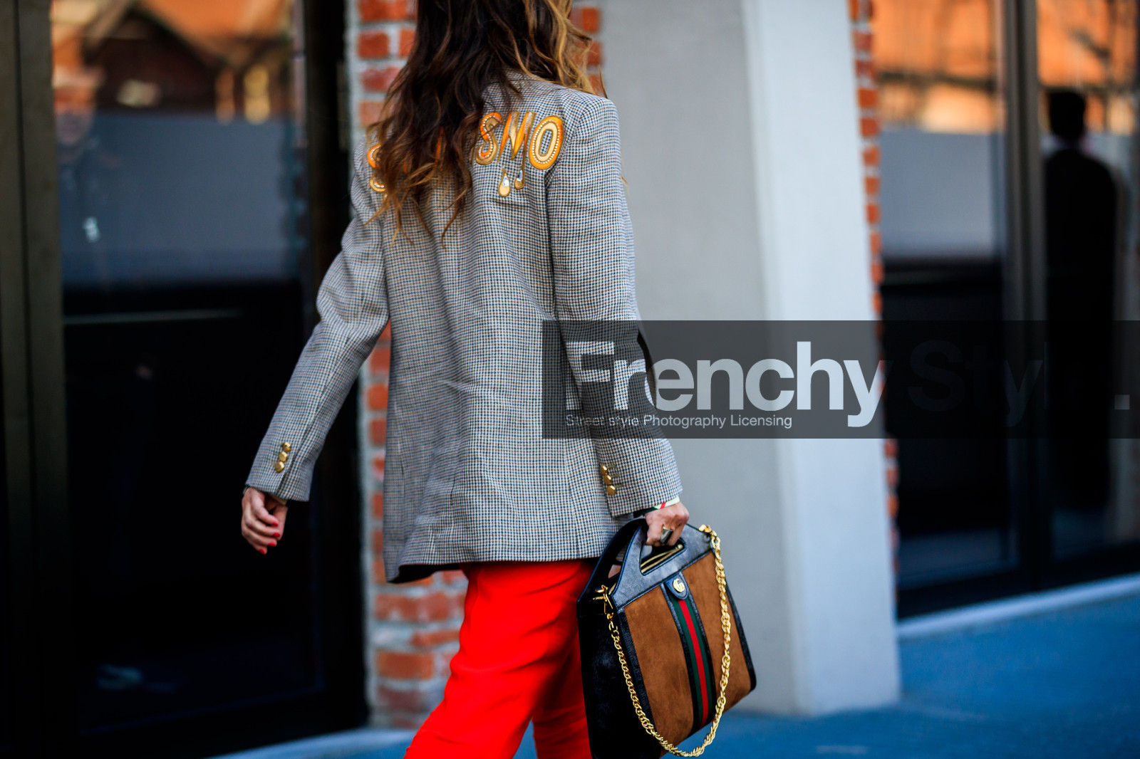 blazer, brown bag, graphic bag, grey jacket, gucci, houndstooth pattern, leather bag, printed bag, printed jacket, red pants, suede bag, trousers, fashion week, frenchystyle, FW, jonathan paciullo, street style, MFW, MILAN, AUTUMN WINTER 2018-2019, FALL WINTER 2018-2019, FW 18-19, horizontal, atmosphere details