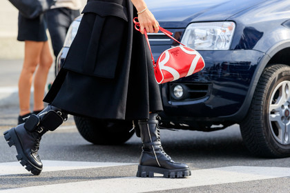 caro daur, prada total look, prada bag, prada shoes, prada dress, black dress, sleeveless dress, strapless dress, long dress, black leather boots, laced boots, big sole boots, red leather bag, bowling bag, hand bag, white leather bag, ankle bag, mini bag, fashion week, frenchystyle, FW, jonathan paciullo, street style, MFW, MILAN, SPRING SUMMER 2020, SS 20