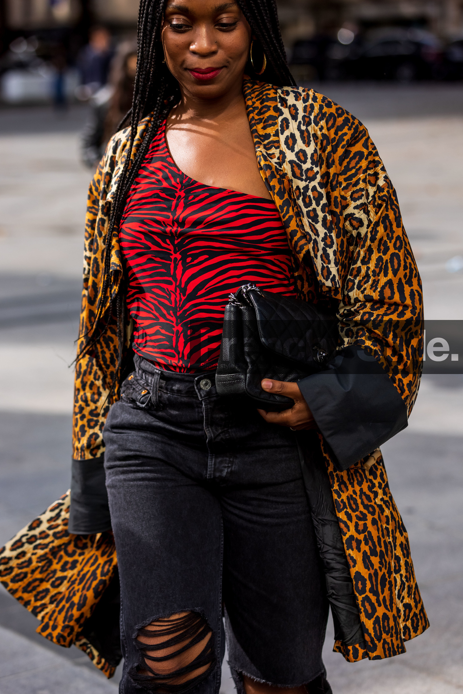 animal prints, asymetric top, bag, black bag, body, camel coat, chanel bag, coat, denim, destroyed denim, grey denim, leopard coat, leopard print, printed body, quilted bag, Rajni Lucienne Jacques, red body, zebra print, fashion week, frenchystyle, FW, jonathan paciullo, street style, PFW, PARIS, SPRING SUMMER 2022, SS 22, vertical, atmosphere details