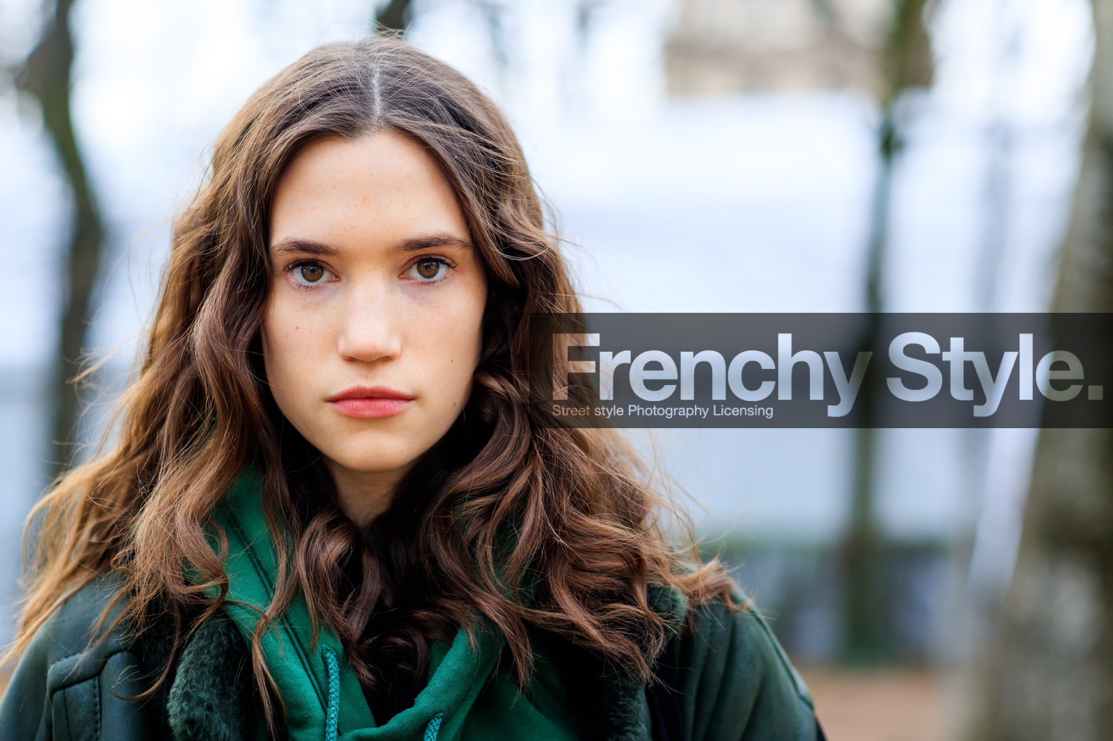 atmosphere details, AUTUMN WINTER 2017-2018, AW 17-18, detail, FALL WINTER 2017-2018, fashion week, frenchystyle, FW, FW 17-18, green jacket, green sweater, hoodie, horizontal, johanna defant, jonathan paciullo, model, PARIS, PFW, portrait, street style