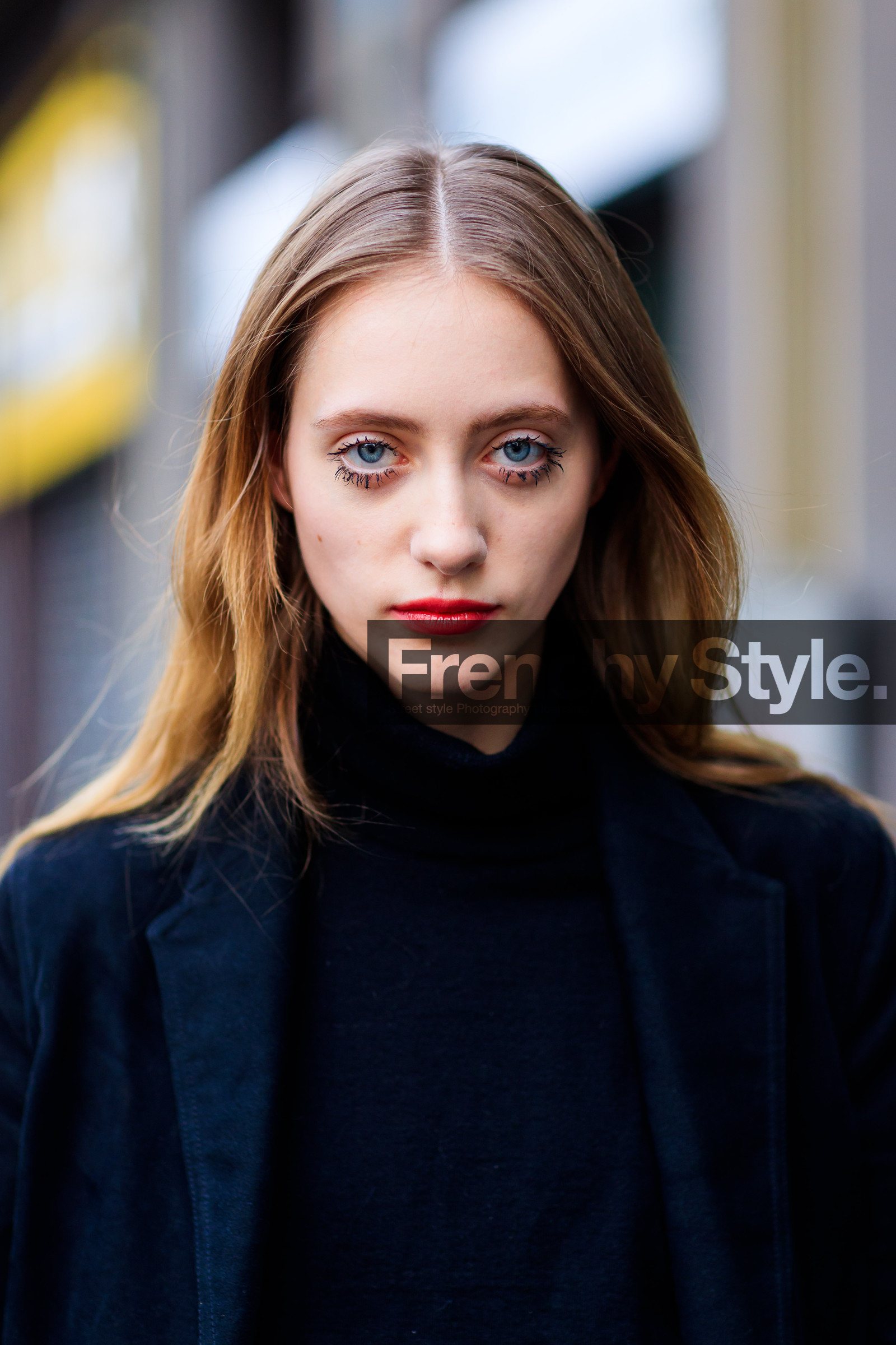 AUTUMN WINTER 2017-2018, AW 17-18, black coat, black jacket, black sweater, detail, FALL WINTER 2017-2018, fashion week, frenchystyle, FW, FW 17-18, jonathan paciullo, lia pavlova, long hair, MFW, MILAN, model, portrait, red lips, street style, tone on tone, total look black, turtleneck sweater, vertical