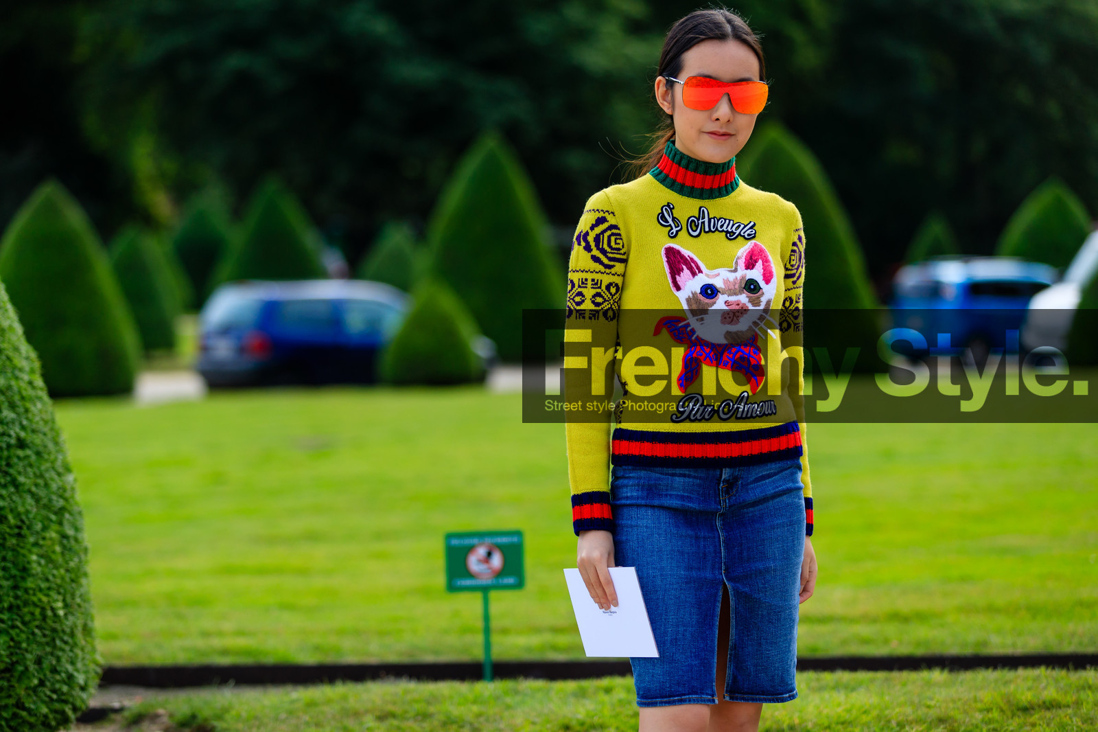 atmosphere details, AUTUMN WINTER 2016-2017, aviator sunglasses, AW 16-17, blue denim, denim skirt, detail, FALL WINTER 2016-2017, fashion week, frenchystyle, FW, FW 16-17, gucci, HAUTE COUTURE, horizontal, jonathan paciullo, MENSWEAR, mirror effect, PARIS, PFW, printed sweater, street style, sunglasses, yellow sweater