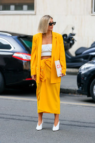 blazer, crop top, céline, high heels, leather shoes, orseund iris, sunglasses, white bag, white shoes, white top, yellow jacket, yellow skirt, street style, jonathan paciullo, FW, frenchystyle, fashion week, MFW, MILAN, AUTUMN WINTER 2019-2020, AW 19-20, FALL WINTER 2019-2020, FW 19-20, vertical, full length