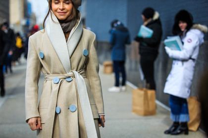 atmosphere details, AUTUMN WINTER 2016-2017, AW 16-17, beige coat, beige hat, belted coat, beret, detail, fashion week, frenchystyle, FW, FW 16-17, horizontal, jonathan paciullo, miroslava duma, NEW YORK, NYFW, street style, white coat, woman