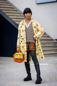 bag, black boots, boots, check, coat, color, floral print, flower, green skirt, hermes bag, houndstooth, kelly bag, knitwear, mini skirt, orange bag, printed coat, printed skirt, skirt, Susie Lau, two bags, white knitwear, yellow bag, yellow coat, yellow knitwear, PARIS, PFW, fashion week, frenchystyle, FW, jonathan paciullo, street style, SPRING SUMMER 2022, SS 22, vertical, full length