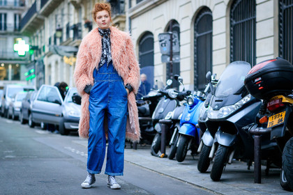 blue denim, converse, denim overall, fur jacket, leather sneakers, pink fur, pink jacket, printed scarf, red head, silver shoes, fashion week, frenchystyle, FW, jonathan paciullo, street style, PFW, PARIS, SPRING SUMMER 2017, SS 17, HAUTE COUTURE, atmosphere details, full length, horizontal, anastasia ivanova, model