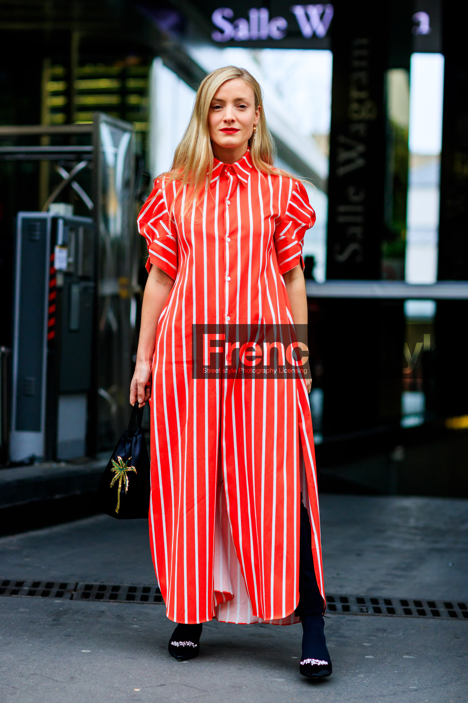 AUTUMN WINTER 2017-2018, AW 17-18, black shoes, FALL WINTER 2017-2018, fashion week, frenchystyle, full length, FW, FW 17-18, geometric, graphic dress, jonathan paciullo, kate foley, leather shoes, PARIS, PFW, printed dress, red dress, shirt dress, street style, striped dress, vertical