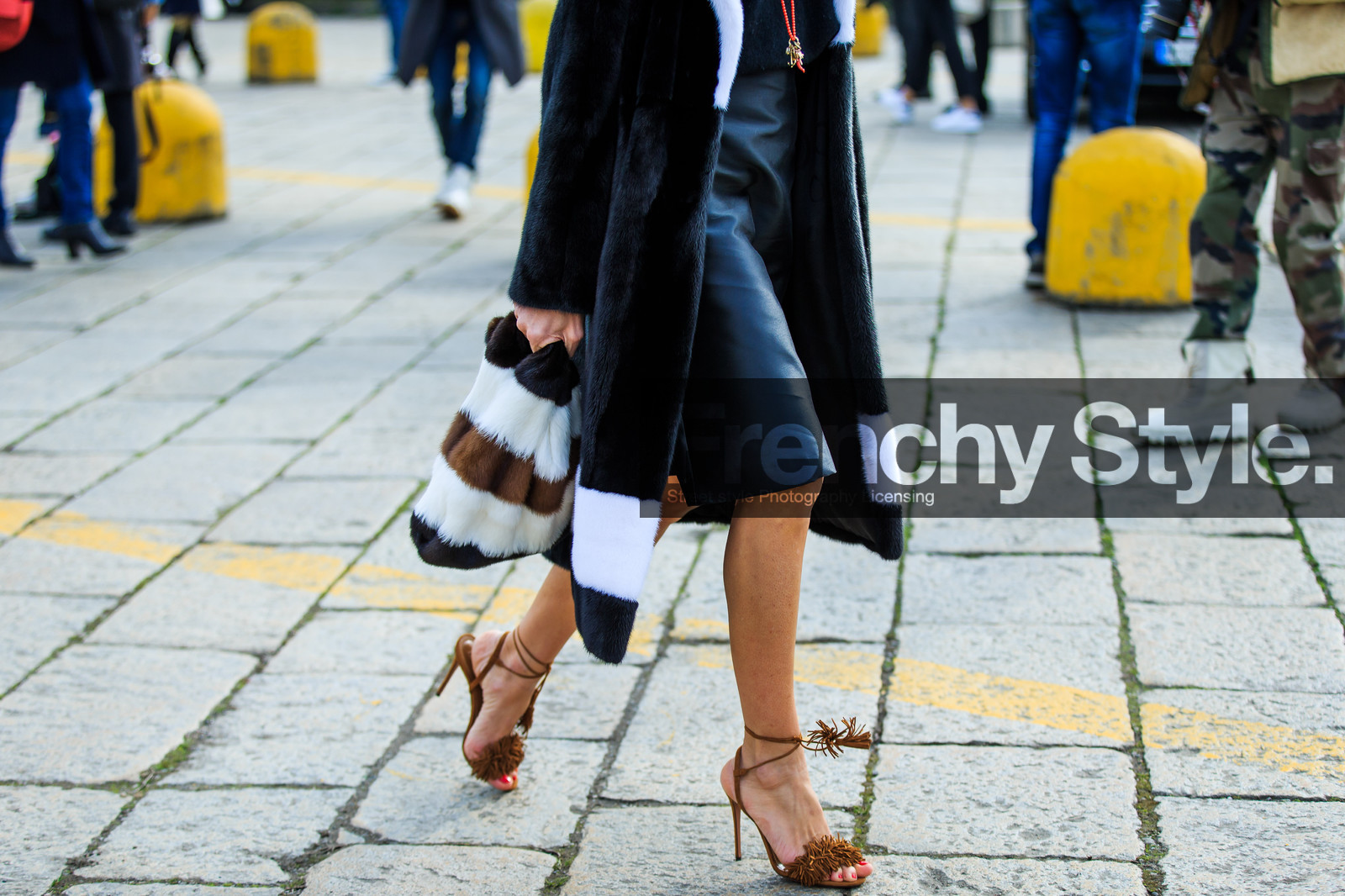 atmosphere details, AUTUMN WINTER 2016-2017, AW 16-17, black bag, black coat, black fur, black skirt, brown fur, brown sandals, detail, FALL WINTER 2016-2017, fashion week, frenchystyle, fringes, fun bag, fur bag, fur coat, FW, FW 16-17, high heels, horizontal, jonathan paciullo, leather skirt, LFW, LONDON, MENSWEAR, necklace, pompons, street style, suede shoes