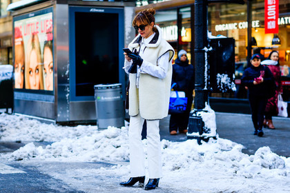 atmosphere details, AUTUMN WINTER 2017-2018, AW 17-18, black bag, black boots, black gloves, denim jacket, denim pants, ece sukan, FALL WINTER 2017-2018, fashion week, frenchystyle, full length, FW, FW 17-18, horizontal, jeans, jonathan paciullo, leather bag, leather boots, leather jacket, NEW YORK, NYFW, shearling, street style, studs, sunglasses, trousers, white denim, white fur, white jacket
