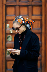 black jacket, floral, flowers, headscarf, jenny walton, necklace, prada, sunglasses, MILAN, MFW, fashion week, frenchystyle, FW, jonathan paciullo, street style, AUTUMN WINTER 2019-2020, AW 19-20, FALL WINTER 2019-2020, FW 19-20, vertical, atmosphere details, detail