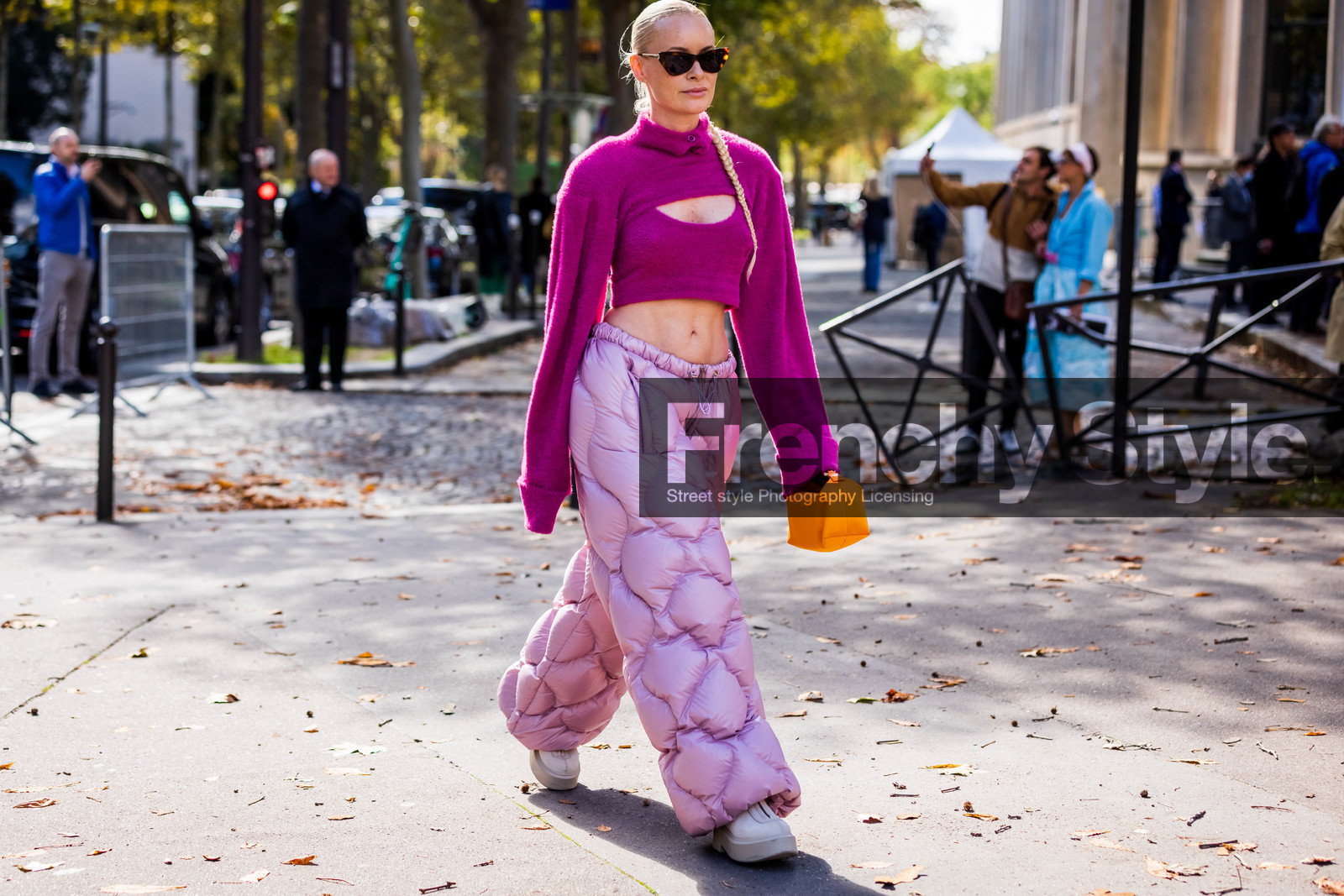 bag, boots, braid, cateye sunglasses, chunky boots, cropped knitwear, fuschia knitwear, knitwear, orange bag, oversize pants, pants, pink pants, quilted pants, sunglasses, Thora Valdimars, fashion week, frenchystyle, FW, jonathan paciullo, street style, PFW, PARIS, SPRING SUMMER 2022, SS 22, horizontal, atmosphere details, full length