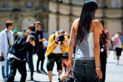 street style, jonathan paciullo, FW, frenchystyle, fashion week, PFW, PARIS, SPRING SUMMER 2019, SS 19, aleali may, horizontal, atmosphere details, detail