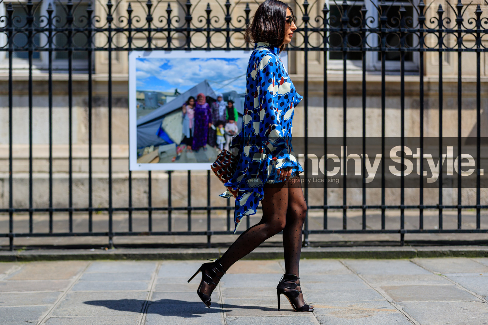 atmosphere details, AUTUMN WINTER 2016-2017, AW 16-17, black sandals, blue dress, FALL WINTER 2016-2017, fashion week, frenchystyle, full length, FW, FW 16-17, graphic clutch, graphic dress, HAUTE COUTURE, high heels, horizontal, jonathan paciullo, MENSWEAR, nausheen shah, orange bag, PARIS, PFW, polka dot, printed clutch, printed dress, satin stitch, street style, suede shoes, sunglasses, tights