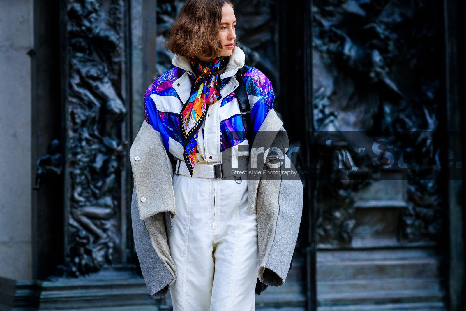 ania chiz, atmosphere details, AUTUMN WINTER 2017-2018, AW 17-18, detail, FALL WINTER 2017-2018, fashion week, frenchystyle, FW, FW 17-18, grey jacket, horizontal, jonathan paciullo, model, multicolor shirt, off the shoulder, PARIS, PFW, printed scarf, printed shirt, street style, trousers, white pants