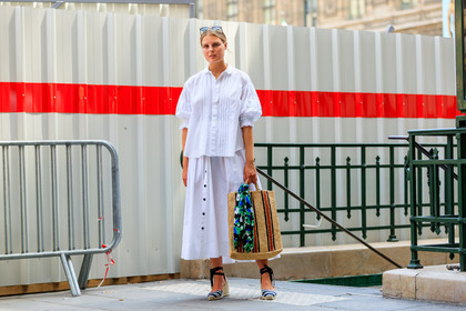 atmosphere details, blue scarf, claire beermann, espadrilles, fashion week, frenchystyle, full length, FW, high heels, horizontal, jonathan paciullo, MENSWEAR, PARIS, PFW, SPRING SUMMER 2018, SS 18, straw bag, street style, white shirt, white skirt