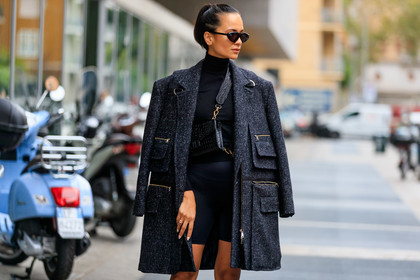 anna rosa vitiello, max mara coat, max mara look, max mara top, max mara bag, black top, turtleneck top, dark grey coat, multi pocket coat, safari coat, black shorts, tight shorts, black leather bag, animal skin bag, crossbody bag, futurist shape sunglasses, black sunglasses, fashion week, frenchystyle, FW, jonathan paciullo, street style, MFW, MILAN, SPRING SUMMER 2020, SS 20