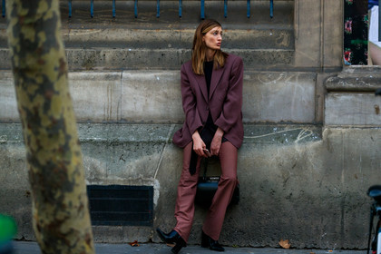 black bag, black shoes, black sweater, blazer, earrings, leather bag, leather shoes, model, over the shoulder, pink pants, purple jacket, trousers, PARIS, PFW, street style, jonathan paciullo, FW, frenchystyle, fashion week, AUTUMN WINTER 2019-2020, AW 19-20, FALL WINTER 2019-2020, FW 19-20, horizontal, atmosphere details, full length