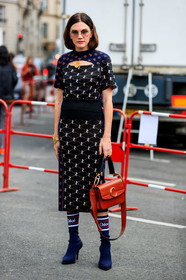 animal print, black shoes, black skirt, black sweater, blue shoes, chloé, cut out, graphic skirt, graphic sweater, high heels, leather bag, leather shoes, madelynn furlong, necklace, printed skirt, printed sweater, red bag, sunglasses, PARIS, PFW, street style, jonathan paciullo, FW, frenchystyle, fashion week, AUTUMN WINTER 2019-2020, AW 19-20, FALL WINTER 2019-2020, FW 19-20, vertical, full length