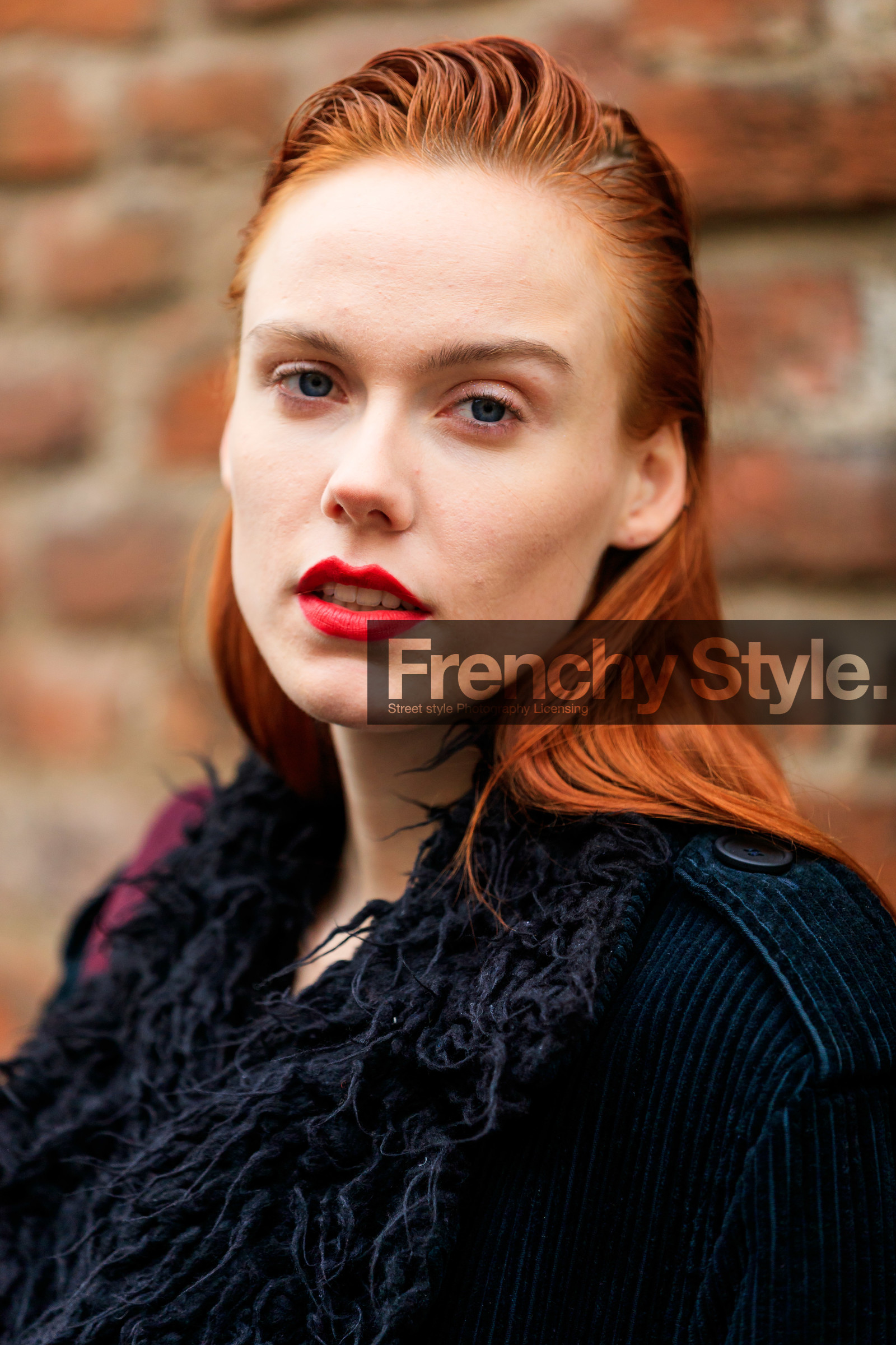 black jacket, model, pulled back hair, red lips, skincare, wet hair, MILAN, MFW, fashion week, frenchystyle, FW, jonathan paciullo, street style, AUTUMN WINTER 2019-2020, AW 19-20, FALL WINTER 2019-2020, FW 19-20, vertical, atmosphere details, detail