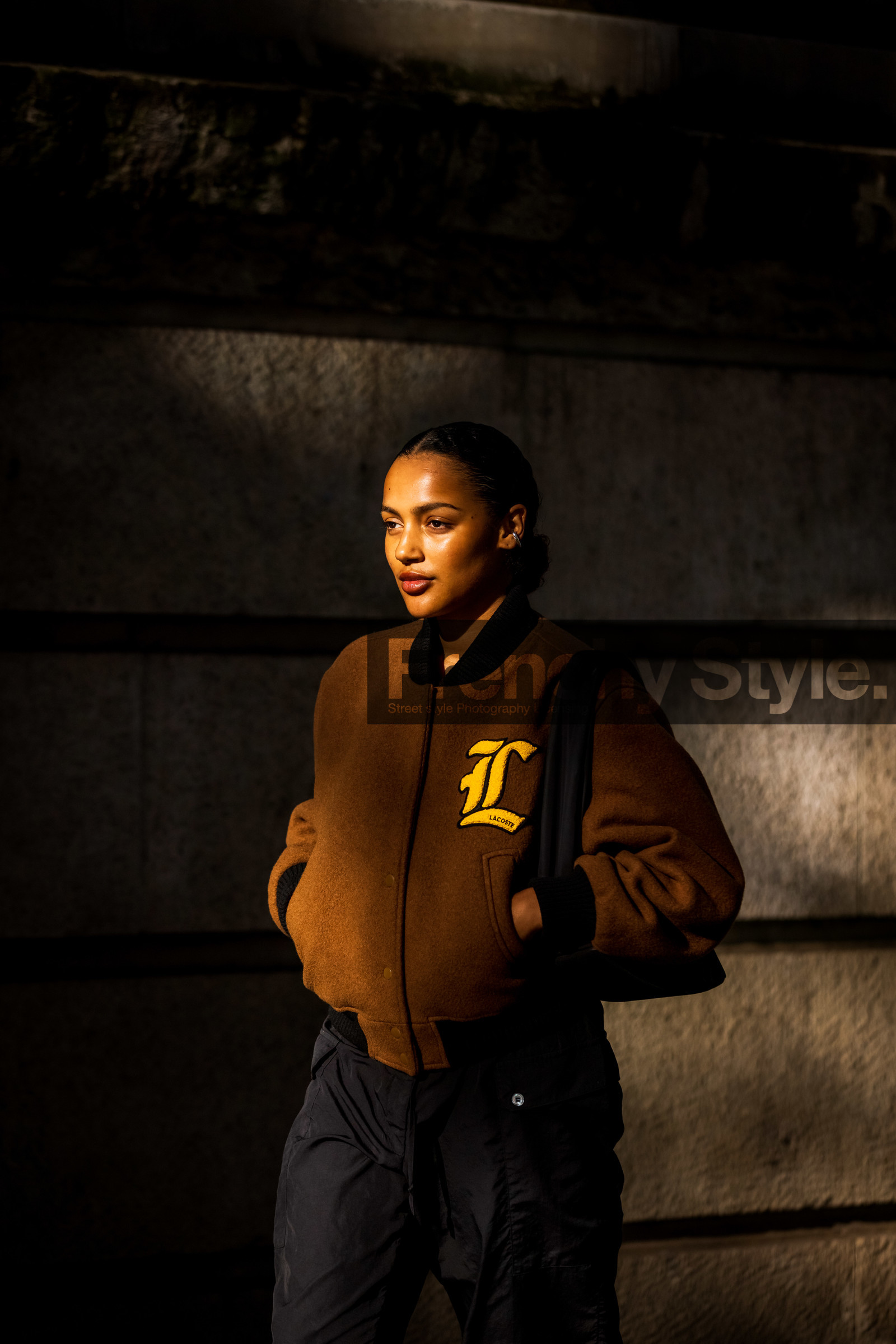 badge, black pants, bomber, brown bomber, brown jacket, Chili Dia, jacket, lacoste look, pants, lacoste, fashion week, frenchystyle, FW, jonathan paciullo, street style, PFW, PARIS, SPRING SUMMER 2022, SS 22, vertical, atmosphere details