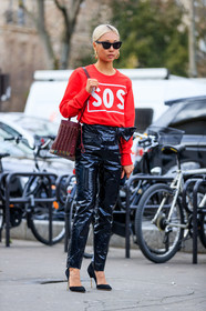 AUTUMN WINTER 2017-2018, AW 17-18, black pants, black shoes, earrings, FALL WINTER 2017-2018, fashion week, frenchystyle, full length, FW, FW 17-18, high heels, jonathan paciullo, leather bag, leather pants, leather shoes, paco rabanne, PARIS, PFW, printed sweater, red bag, red sweater, street style, studs, sunglasses, trousers, vanessa hong, vertical