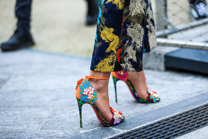 atmosphere details, AUTUMN WINTER 2016-2017, AW 16-17, blue, detail, embroidered pants, FALL WINTER 2016-2017, fashion week, floral, flower, frenchystyle, FW, FW 16-17, graphic pants, green, grey, high heels, horizontal, jonathan paciullo, kaki, LFW, LONDON, MENSWEAR, multicolor, multicolor pants, multicolor shoes, orange, pink, printed pants, red, street style, trousers, turquoise, yellow
