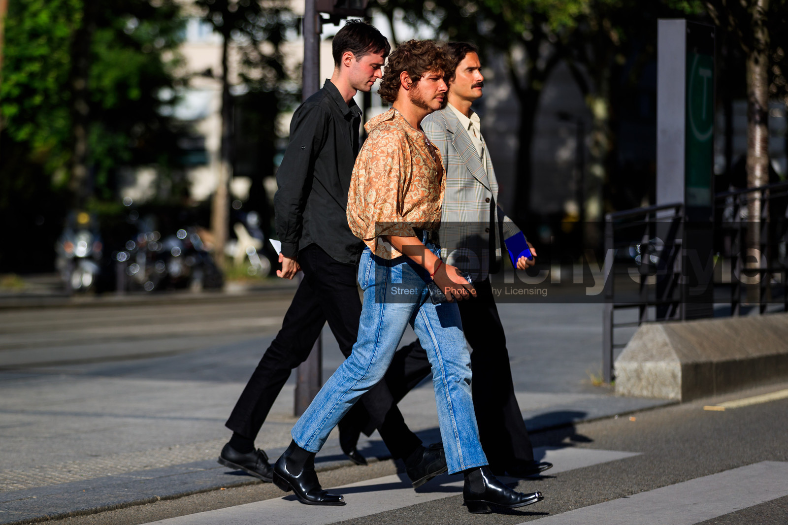 street style, jonathan paciullo, FW, frenchystyle, fashion week, PFW, PARIS, SPRING SUMMER 2019, SS 19, horizontal, atmosphere details, full length