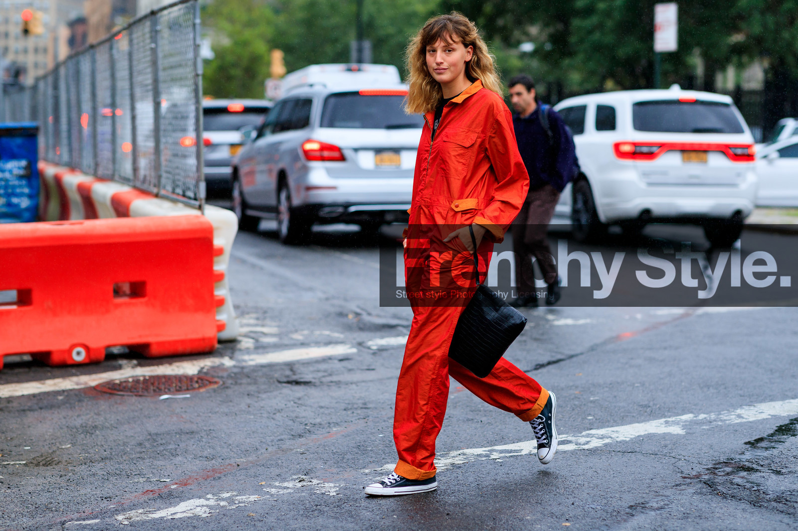 black bag, black shoes, black sneakers, converse, leather bag, leather shoes, red jumpsuit, trousers, fashion week, frenchystyle, FW, jonathan paciullo, street style, NEW YORK, NYFW, SPRING SUMMER 2020, SS 20, horizontal, atmosphere details, full length