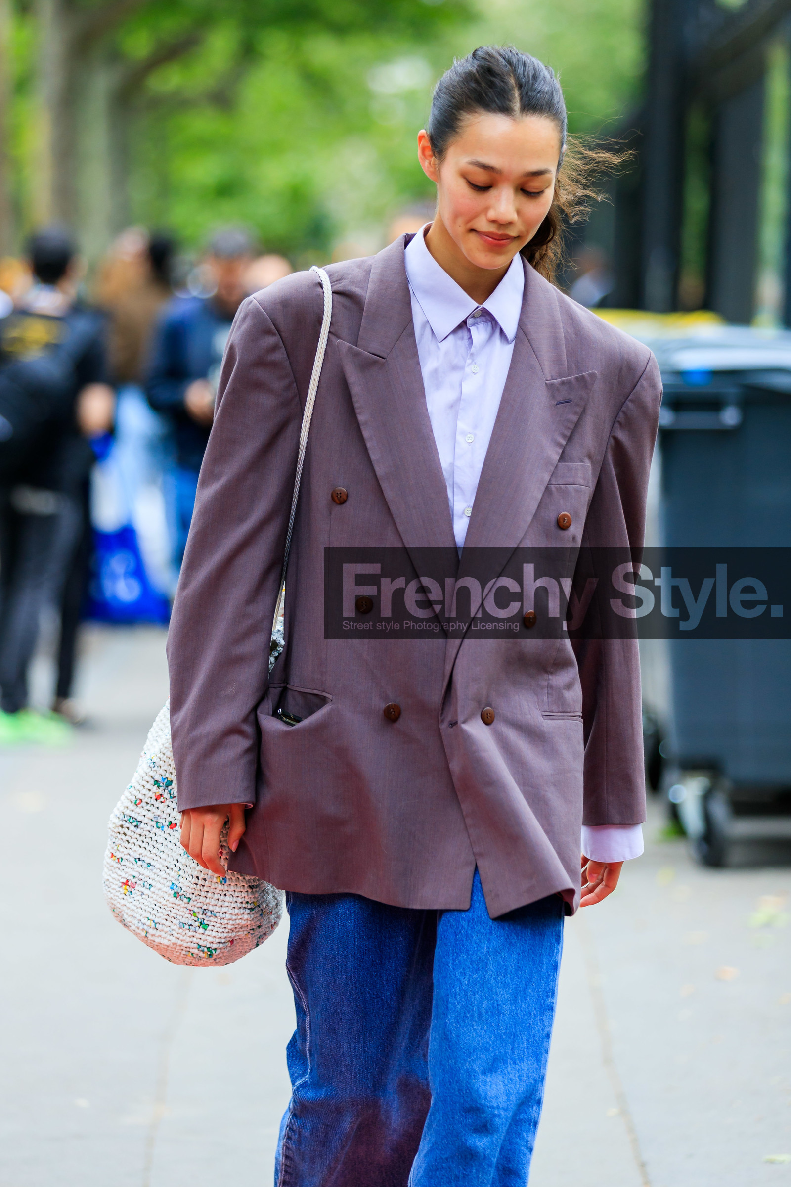 purple jacket, purple shirt, lilac shirt, overshirt jacket, fashion week, frenchystyle, FW, jonathan paciullo, street style, PFW, PARIS, AUTUMN WINTER 2021-2022, FALL WINTER 2021-2022, FW 21-22, vertical, atmosphere details, detail, model