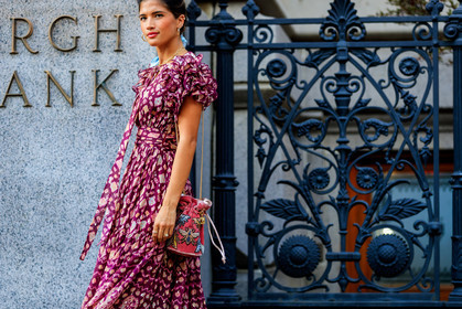 embroidered bag, graphic bag, graphic dress, leather bag, long dress, pink bag, pink dress, printed bag, printed dress, ruffles, fashion week, frenchystyle, FW, jonathan paciullo, street style, NYFW, NEW YORK, SPRING SUMMER 2019, SS 19, atmosphere details, horizontal, detail