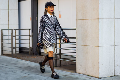 black, knits, knitted shirt, knitted top, socks, derbies, hat, shirt, white, fishnet, handbag, shorts, fashion week, frenchystyle, FW, jonathan paciullo, street style, SPRING SUMMER 2022, SS 22, LFW, LONDON, horizontal, full length, atmosphere details