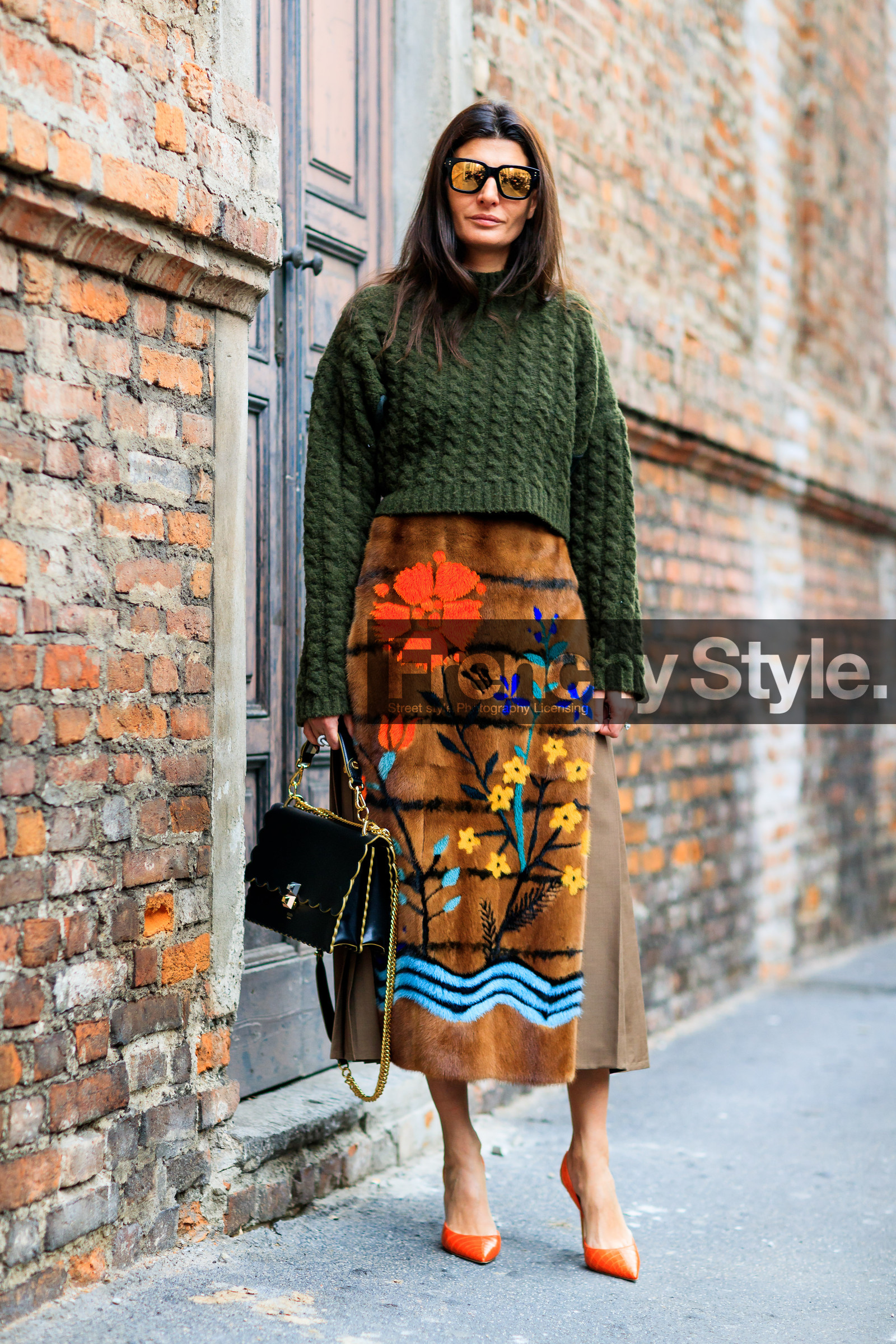 AUTUMN WINTER 2017-2018, AW 17-18, brown skirt, embroidered skirt, FALL WINTER 2017-2018, fashion week, fendi, floral, flower, frenchystyle, full length, fur skirt, FW, FW 17-18, giovanna battaglia, green sweater, high heels, jonathan paciullo, leather bag, leather shoes, MFW, MILAN, orange shoes, street style, sunglasses, vertical